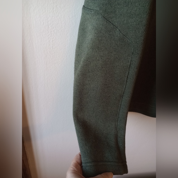 UnderArmour Cold Gear Sweater - Picture 4 of 7